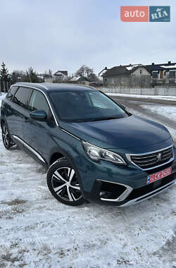 Внедорожник / Кроссовер Peugeot 5008 2017 в Ивано-Франковске