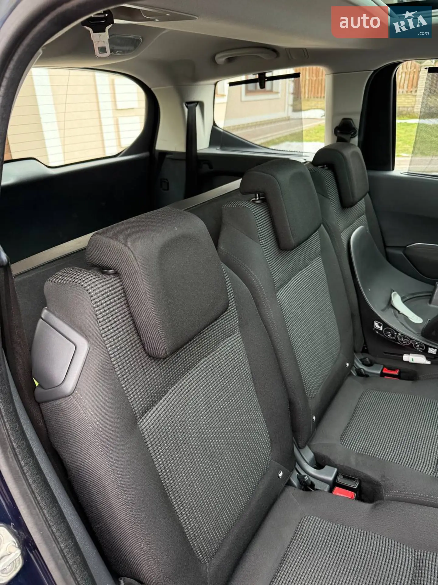 2011 Peugeot 5008 - мініатюра 18