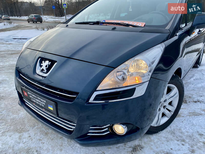 Микровэн Peugeot 5008 2012 в Львове