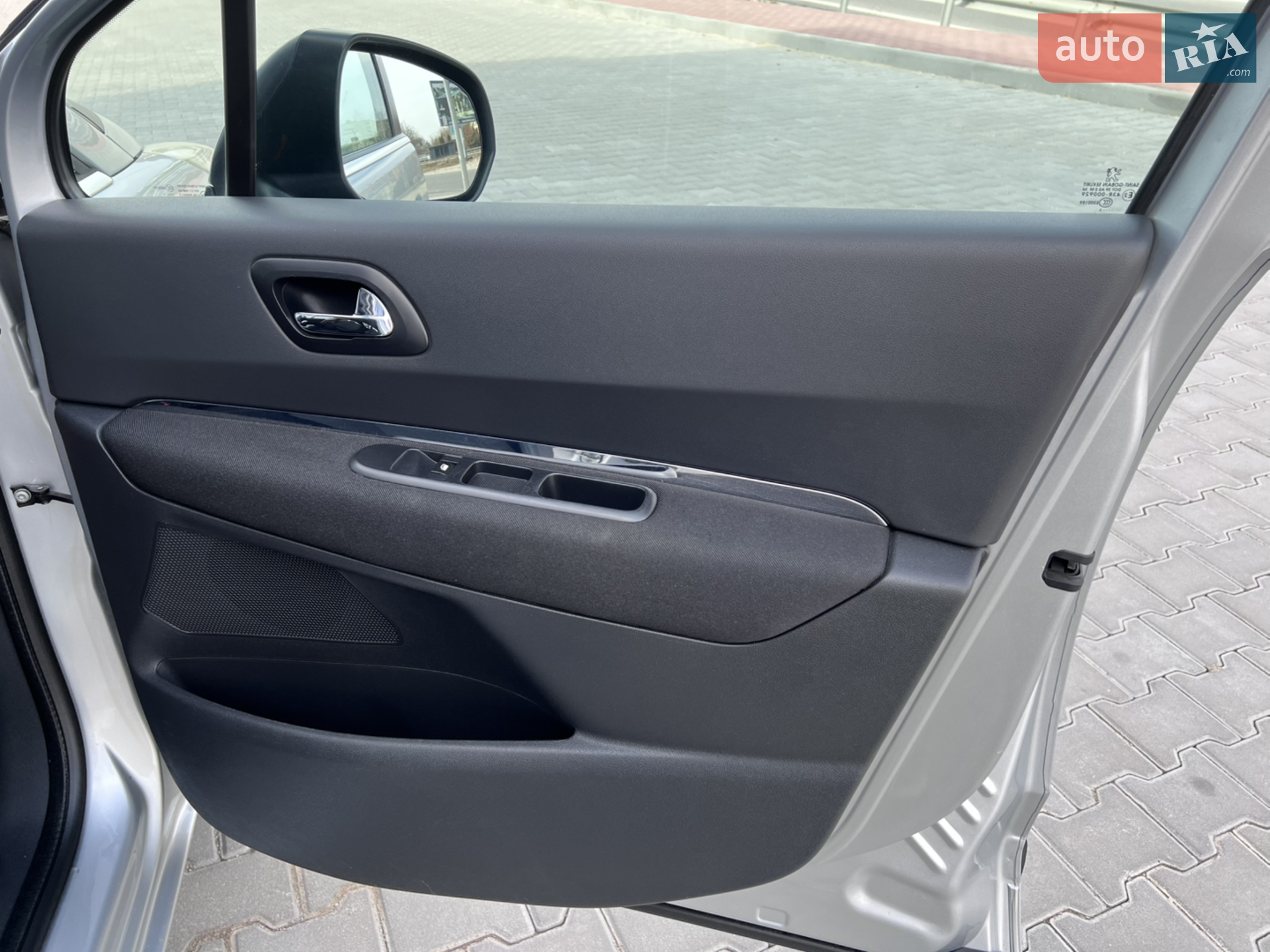 2011 Peugeot 5008 - мініатюра 36