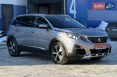 Внедорожник / Кроссовер Peugeot 5008 2018 в Ровно