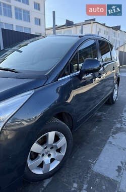 Мікровен Peugeot 5008 2013 в Самборі
