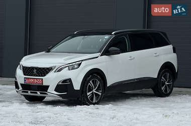 Позашляховик / Кросовер Peugeot 5008 2020 в Дубні
