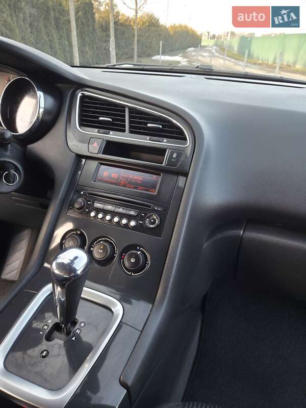 Микровэн Peugeot 5008 2010 в Львове фото 40 Микровэн Peugeot 5008 2010 в Львове