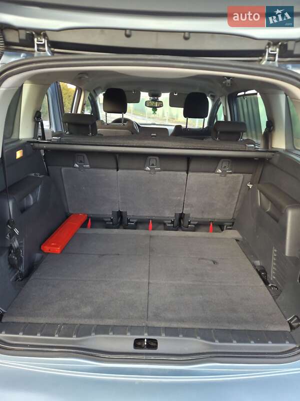 Микровэн Peugeot 5008 2010 в Львове фото 47 Микровэн Peugeot 5008 2010 в Львове