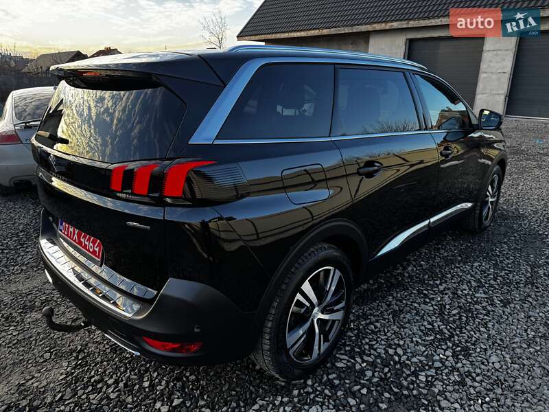 Внедорожник / Кроссовер Peugeot 5008 2020 в Луцке
