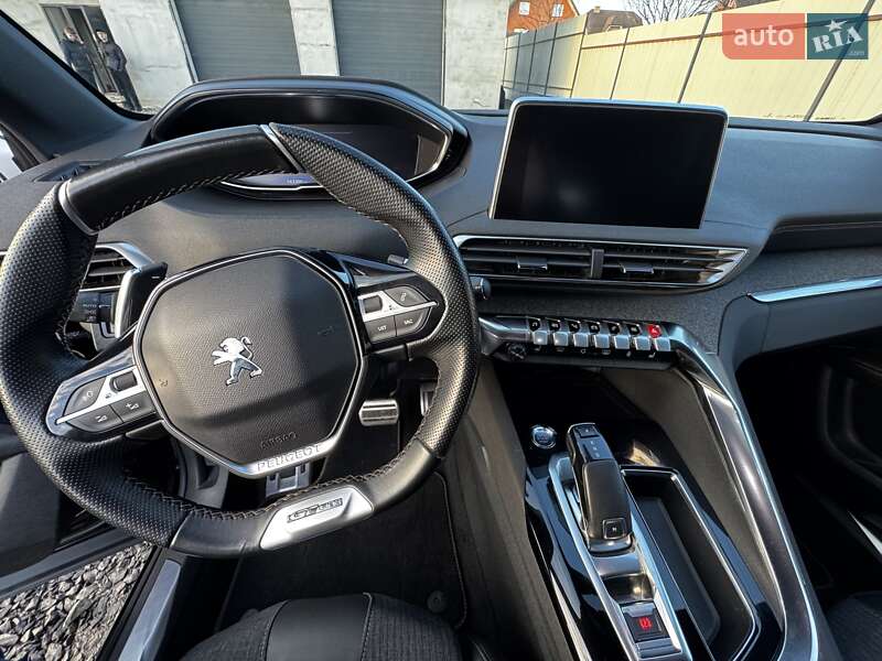 Внедорожник / Кроссовер Peugeot 5008 2020 в Луцке