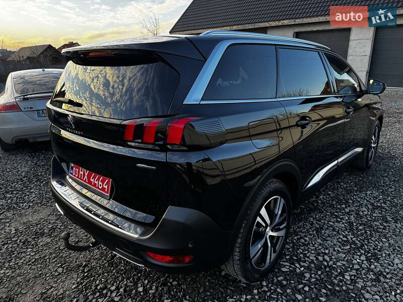 Внедорожник / Кроссовер Peugeot 5008 2020 в Луцке