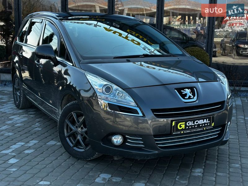 Микровэн Peugeot 5008 2010 в Львове