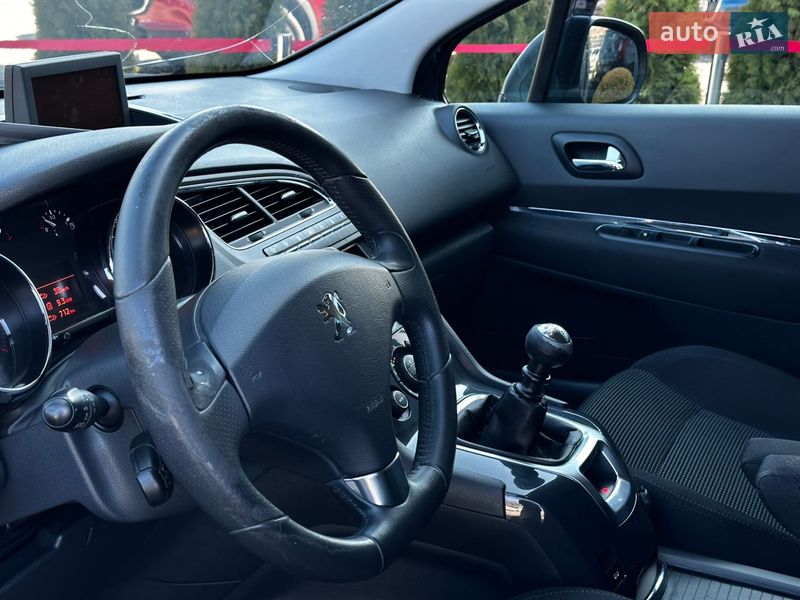 Микровэн Peugeot 5008 2010 в Львове