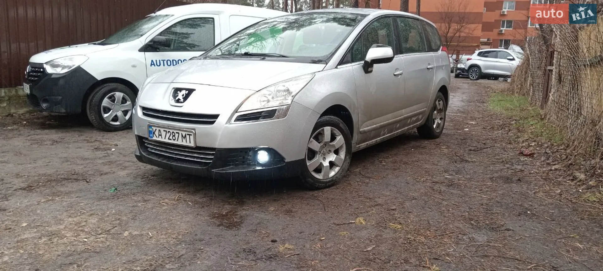 2010 Peugeot 5008 - фото 1