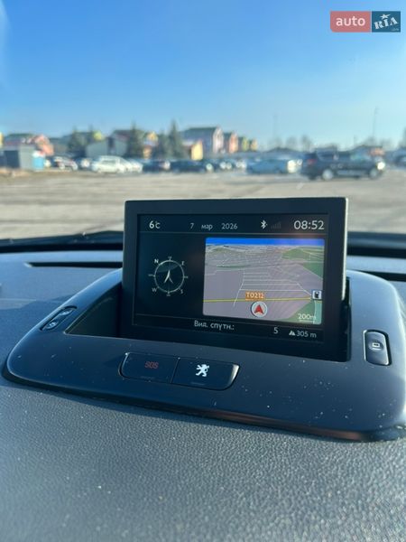 Микровэн Peugeot 5008 2015 в Виннице