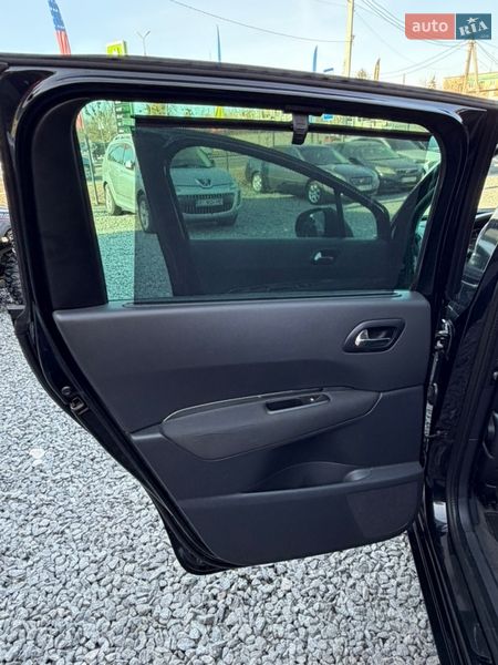 Микровэн Peugeot 5008 2013 в Стрые