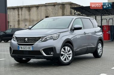 Внедорожник / Кроссовер Peugeot 5008 2020 в Дубно