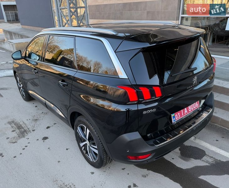 Внедорожник / Кроссовер Peugeot 5008 2019 в Тернополе