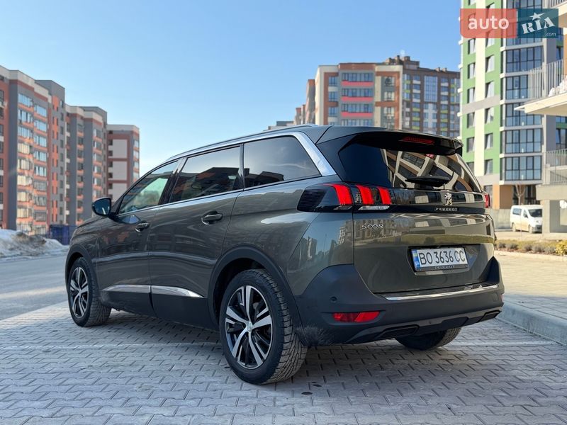 Внедорожник / Кроссовер Peugeot 5008 2017 в Тернополе