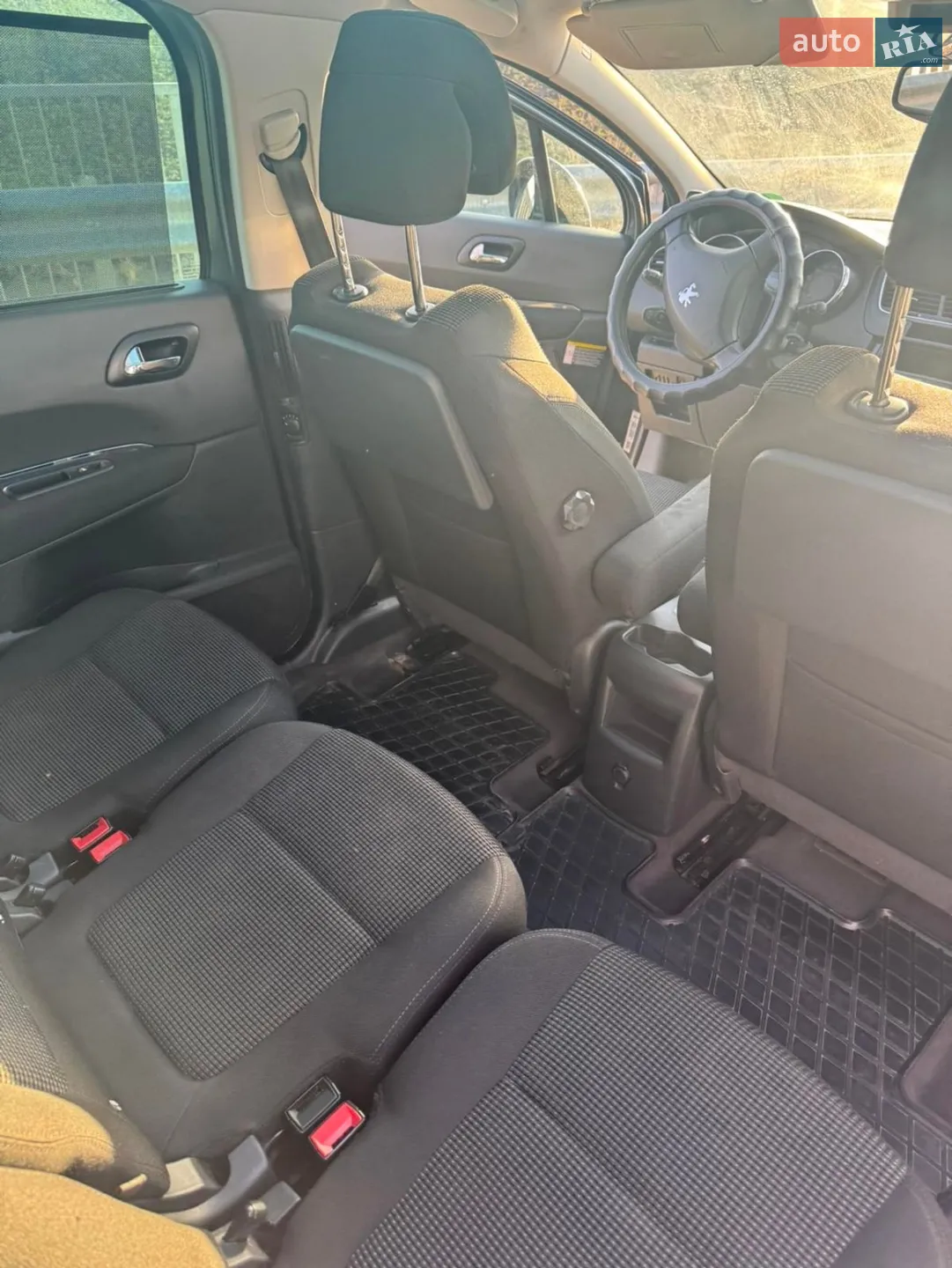 2010 Peugeot 5008 - мініатюра 31