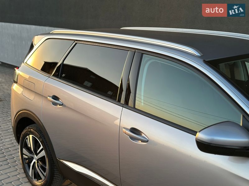 Внедорожник / Кроссовер Peugeot 5008 2020 в Тернополе