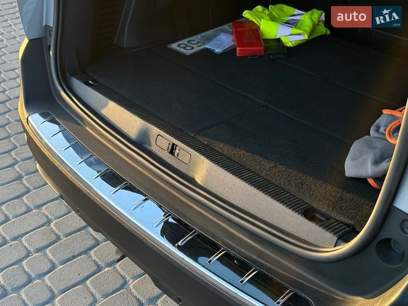 Внедорожник / Кроссовер Peugeot 5008 2020 в Тернополе