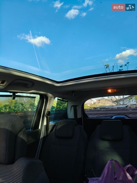 Микровэн Peugeot 5008 2011 в Томашполе