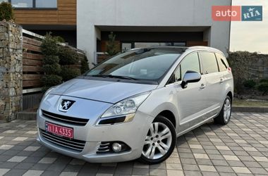Мікровен Peugeot 5008 2012 в Стрию