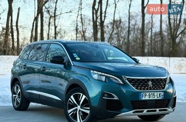 Внедорожник / Кроссовер Peugeot 5008 2020 в Луцке