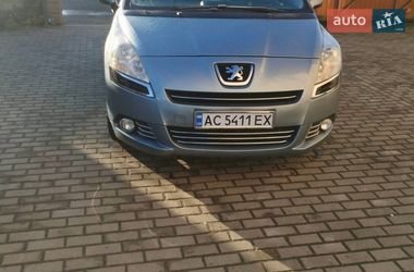 Микровэн Peugeot 5008 2010 в Дерно