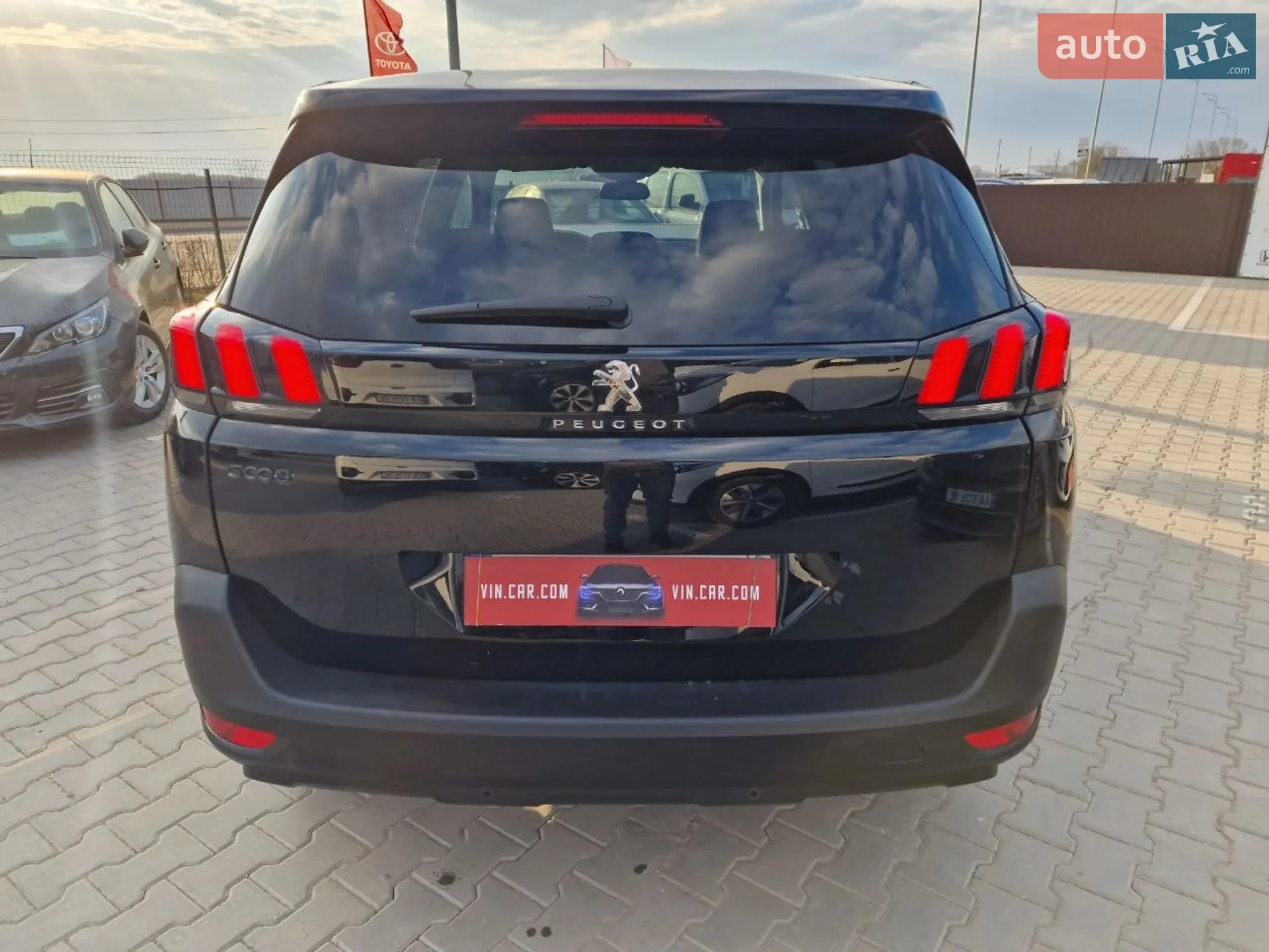 2019 Peugeot 5008 - мініатюра 16