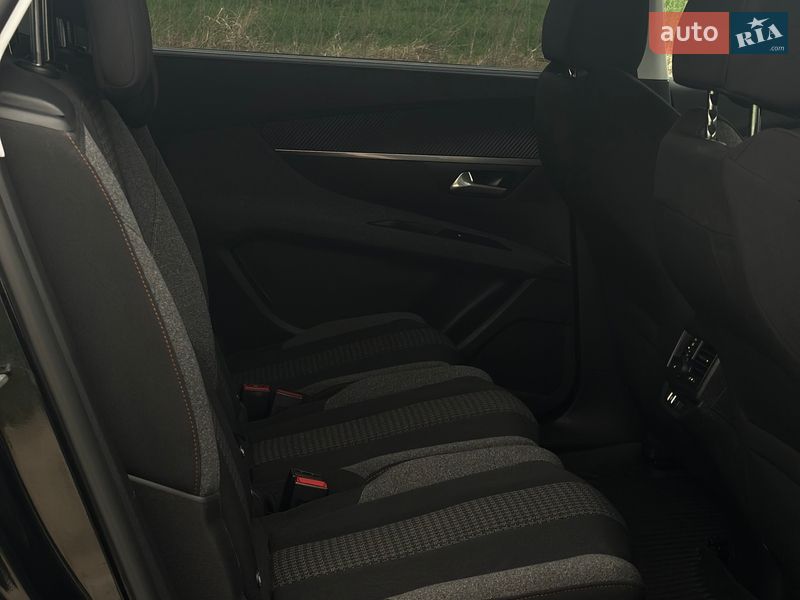 Внедорожник / Кроссовер Peugeot 5008 2017 в Львове фото 40 Внедорожник / Кроссовер Peugeot 5008 2017 в Львове