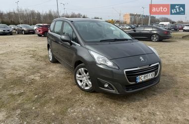 Микровэн Peugeot 5008 2014 в Львове