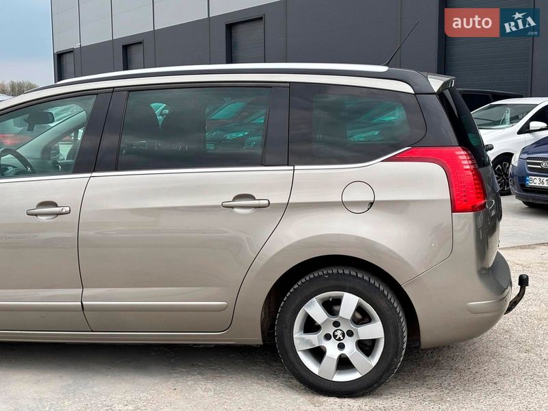 Микровэн Peugeot 5008 2014 в Львове фото 7 Микровэн Peugeot 5008 2014 в Львове
