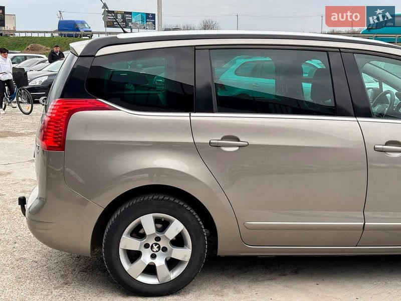 Микровэн Peugeot 5008 2014 в Львове фото 11 Микровэн Peugeot 5008 2014 в Львове