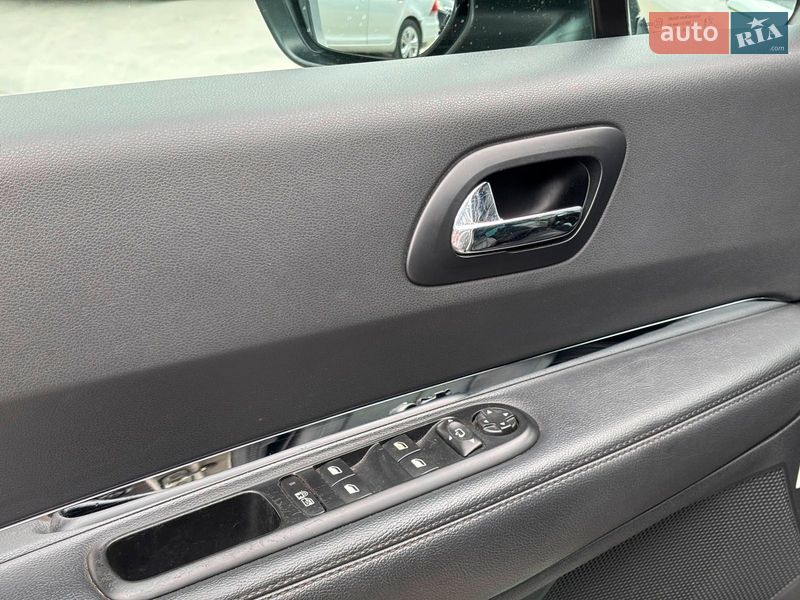 Микровэн Peugeot 5008 2014 в Львове фото 16 Микровэн Peugeot 5008 2014 в Львове
