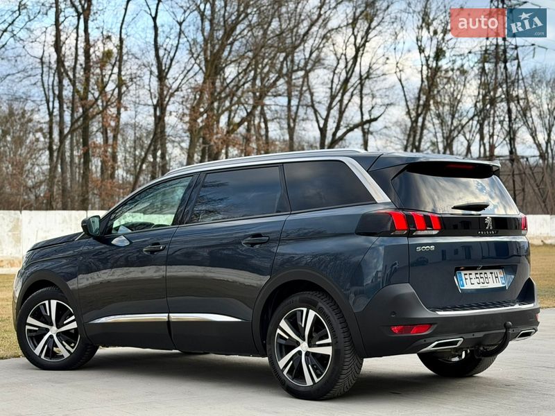 Внедорожник / Кроссовер Peugeot 5008 2019 в Луцке