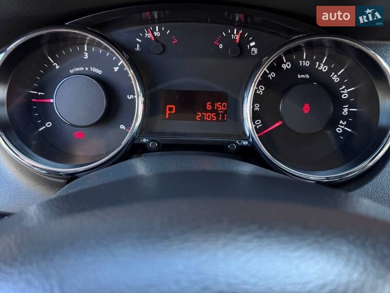 Микровэн Peugeot 5008 2010 в Луцке