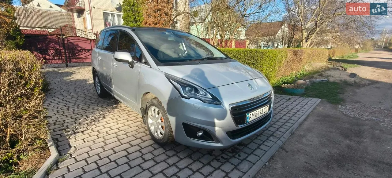2013 Peugeot 5008 - мініатюра 17