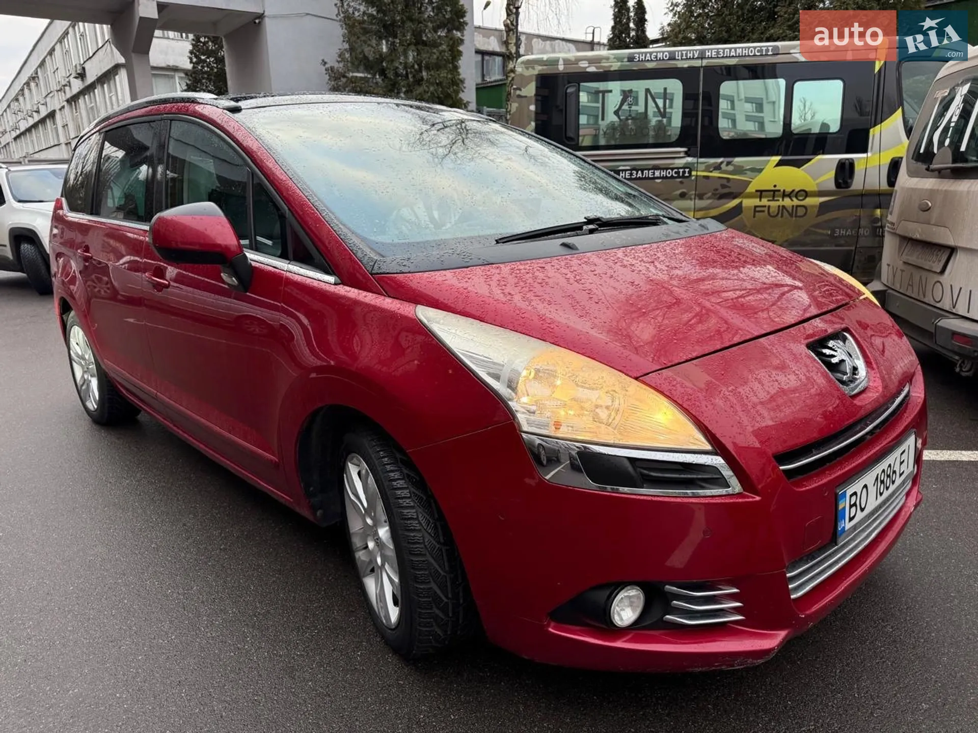 2011 Peugeot 5008 - фото 1
