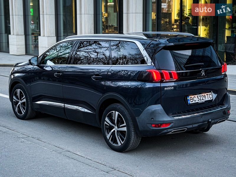 Позашляховик / Кросовер Peugeot 5008 2018 в Львові