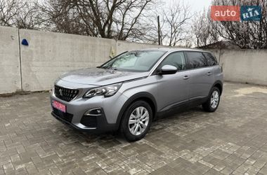 Внедорожник / Кроссовер Peugeot 5008 2020 в Черкассах