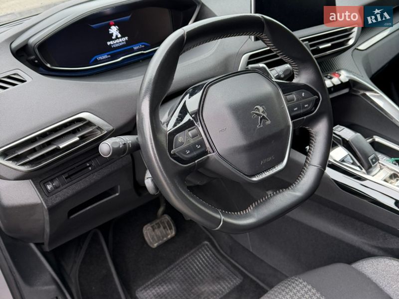 Позашляховик / Кросовер Peugeot 5008 2020 в Черкасах