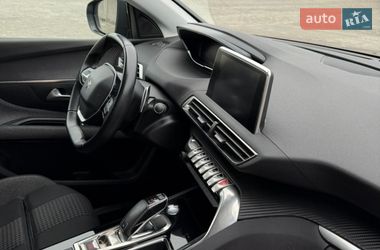 Внедорожник / Кроссовер Peugeot 5008 2020 в Черкассах
