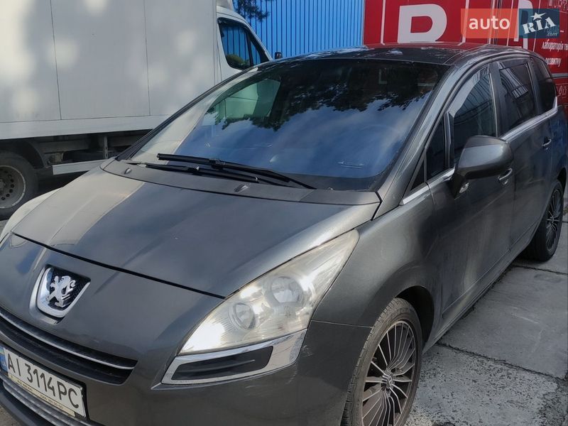 Peugeot 5008 2010