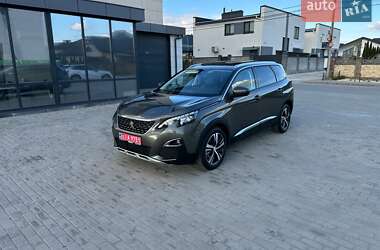 Внедорожник / Кроссовер Peugeot 5008 2020 в Ровно