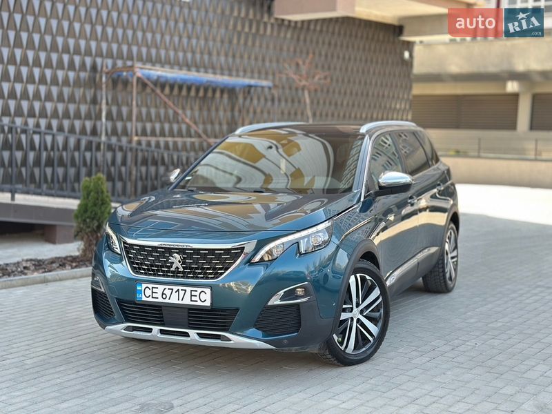 Внедорожник / Кроссовер Peugeot 5008 2017 в Черновцах