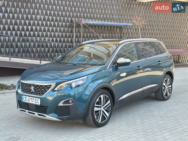 Внедорожник / Кроссовер Peugeot 5008 2017 в Черновцах