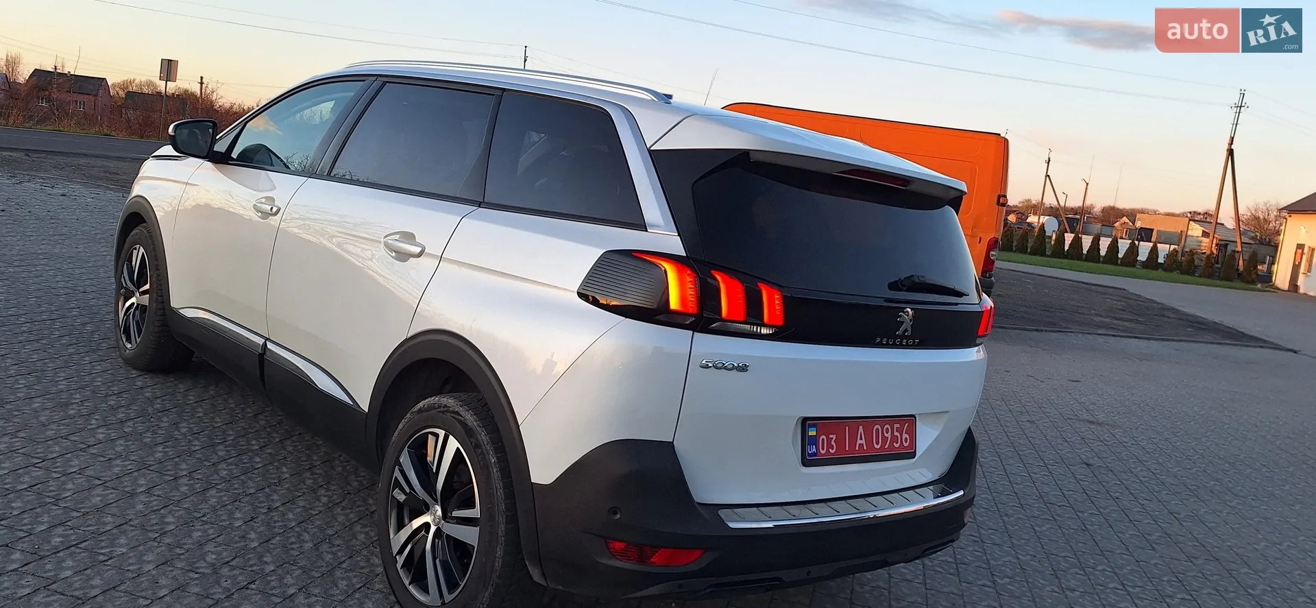 2017 Peugeot 5008 - мініатюра 10