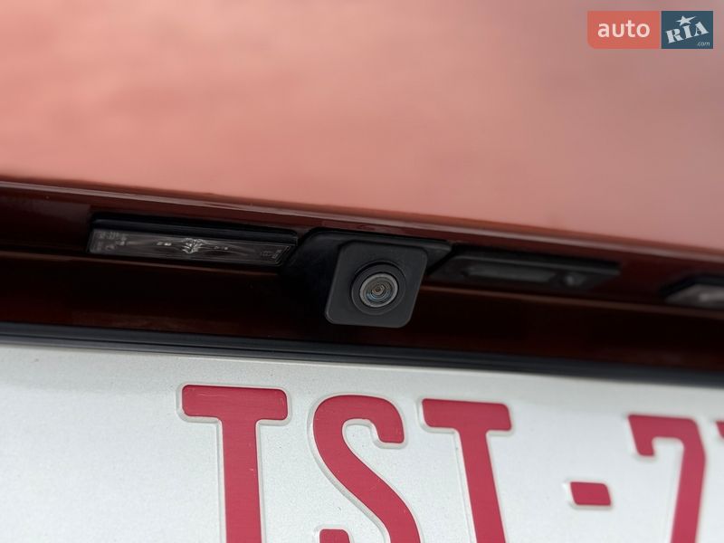 Внедорожник / Кроссовер Peugeot 5008 2022 в Львове