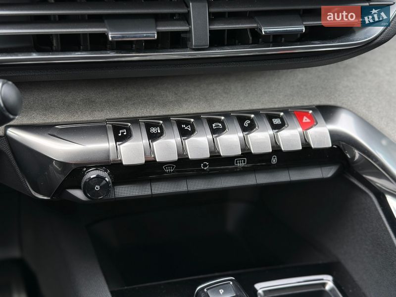 Внедорожник / Кроссовер Peugeot 5008 2022 в Львове