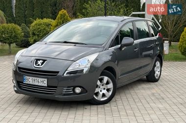 Мікровен Peugeot 5008 2013 в Самборі