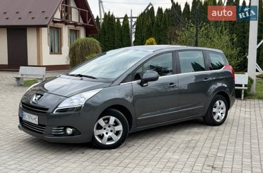 Микровэн Peugeot 5008 2013 в Самборе